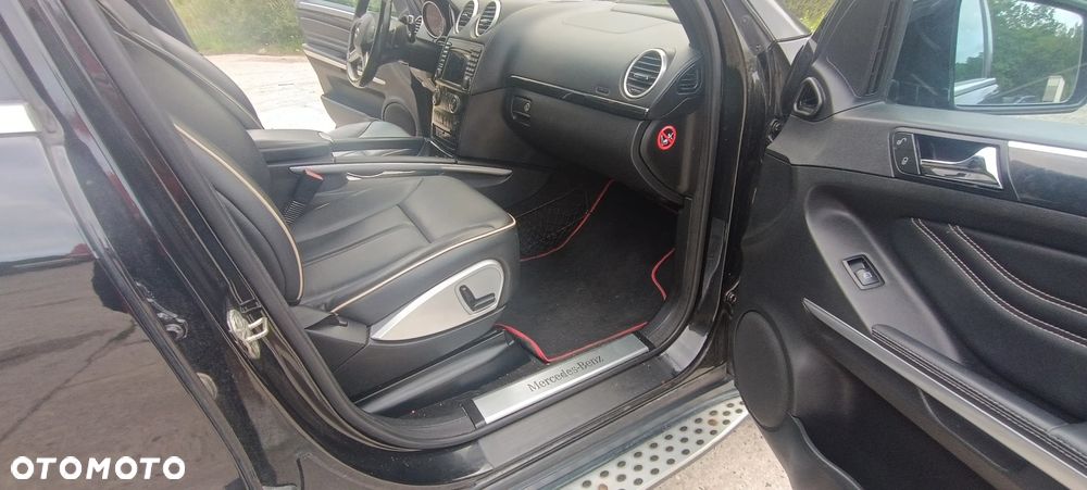 Mercedes-Benz ML - 17