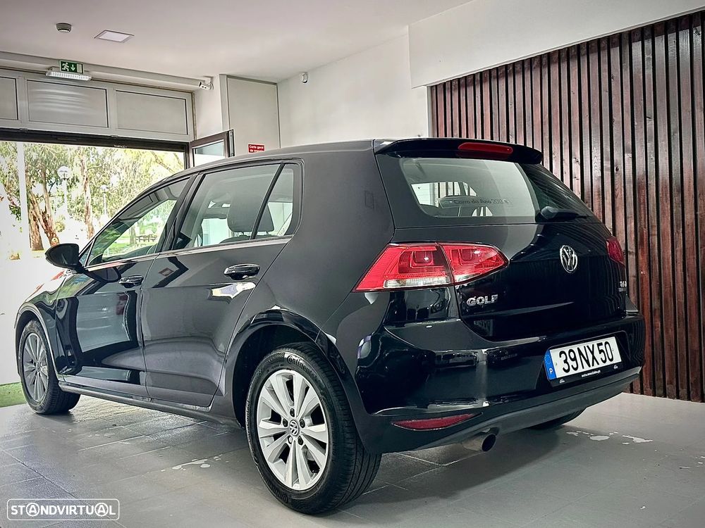 VW Golf 1.6 TDi Confortline - 4