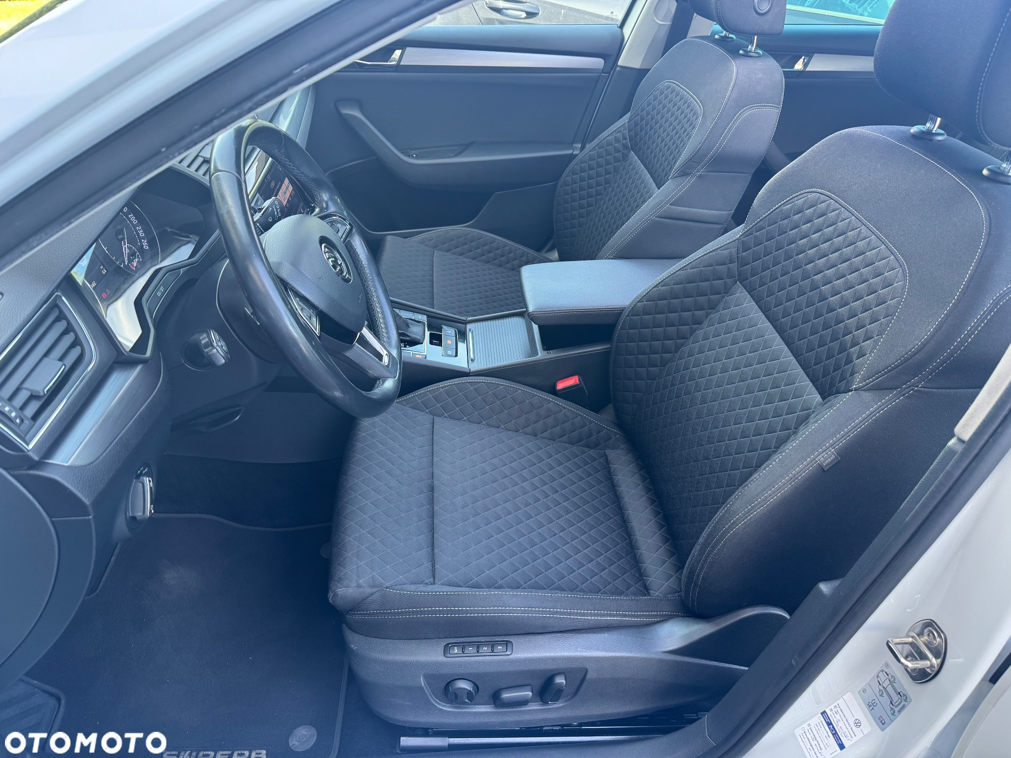 Skoda Superb 2.0 TDI 4x4 DSG Sportline - 20