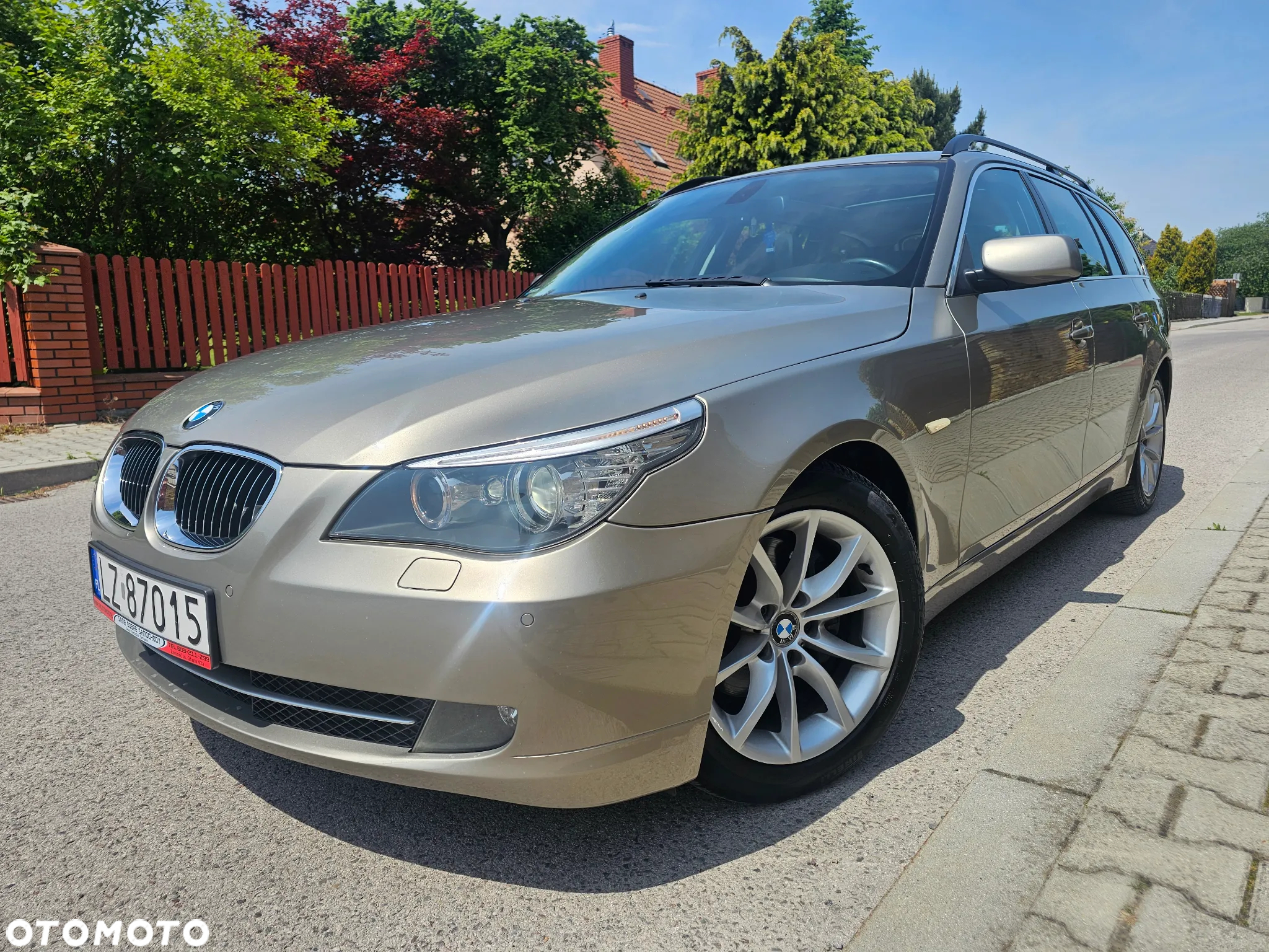 BMW Seria 5 525d Touring Edition Exclusive - 2