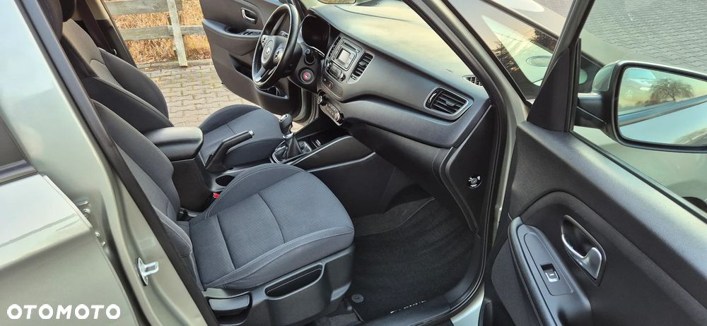 Kia Carens 1.7 CRDi S 7os - 10