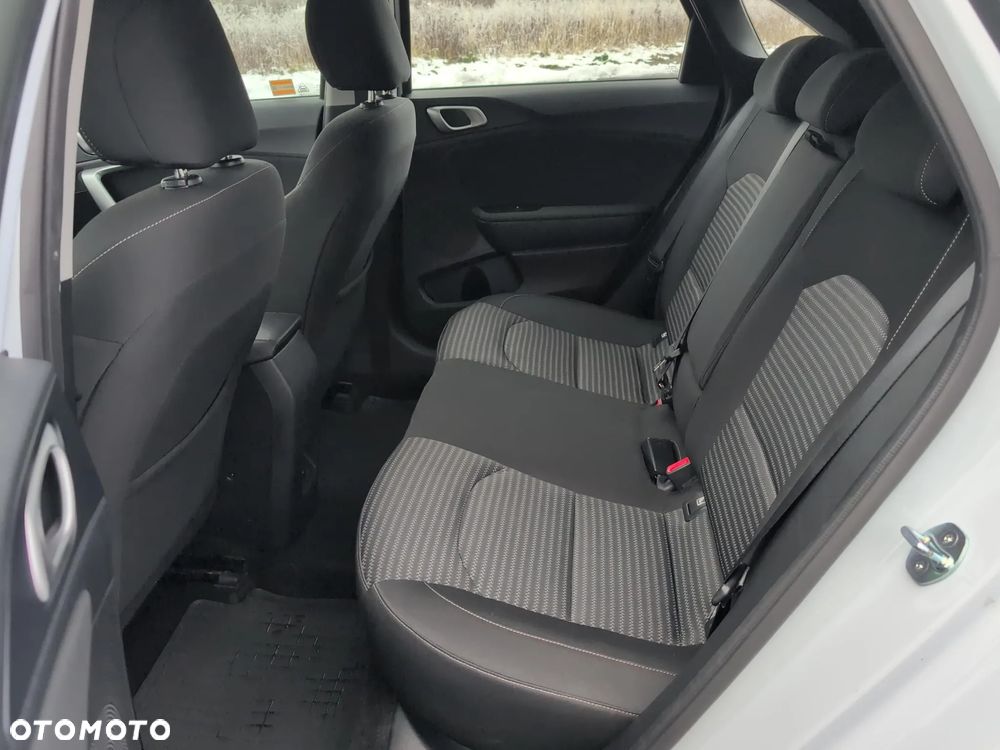 Kia Ceed 1.5 T-GDI M DCT - 20