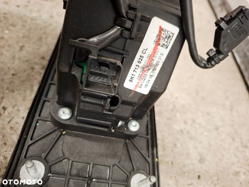 Lewarek Wybieraka Biegów Skrzyni Automatycznej DSG VW Jetta 5K1713025CL - 5