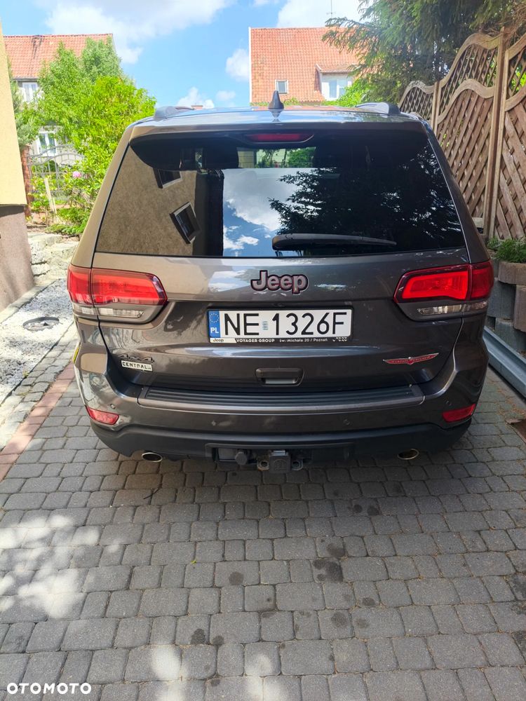 Jeep Grand Cherokee - 4