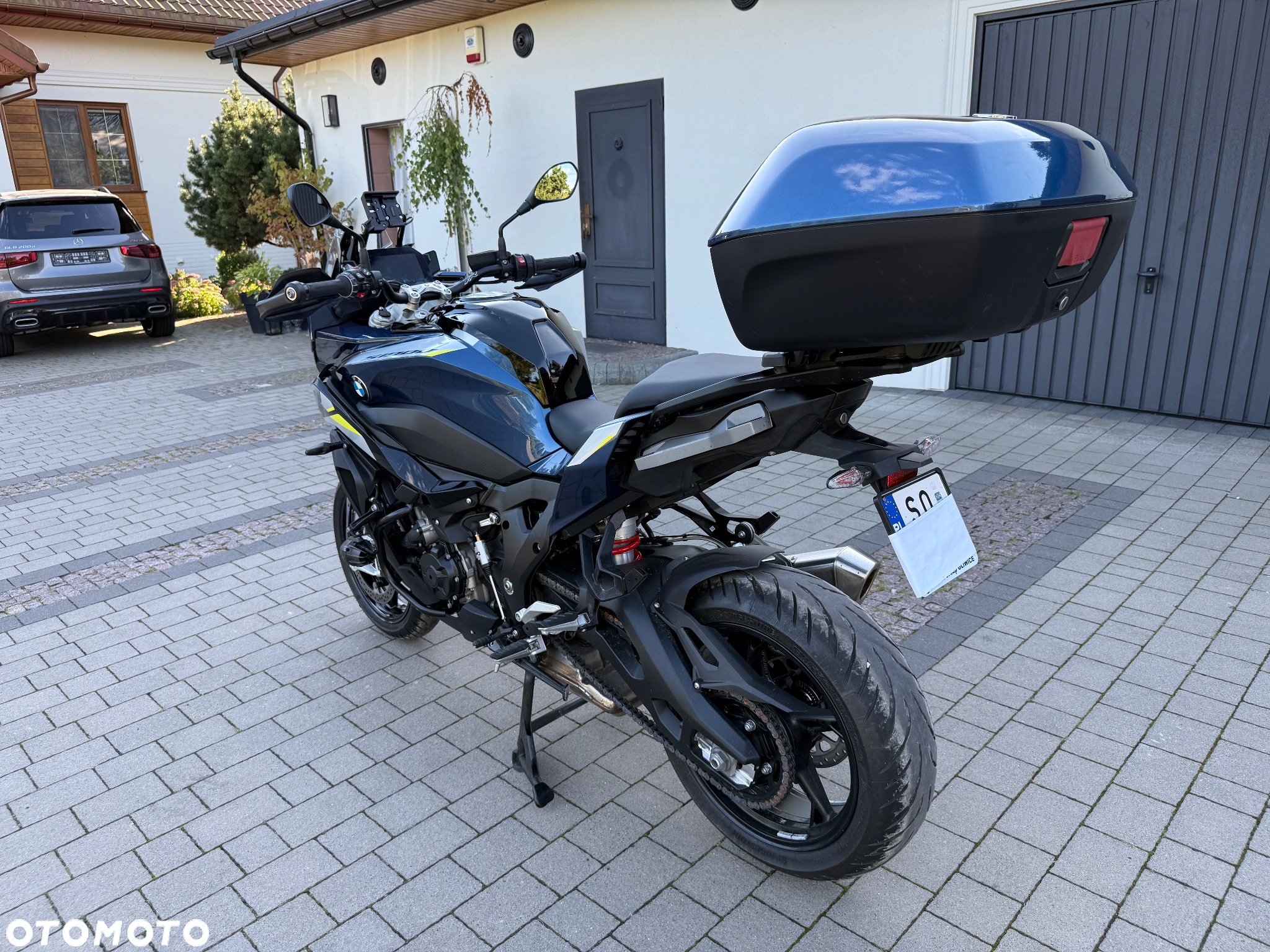 BMW XR - 3