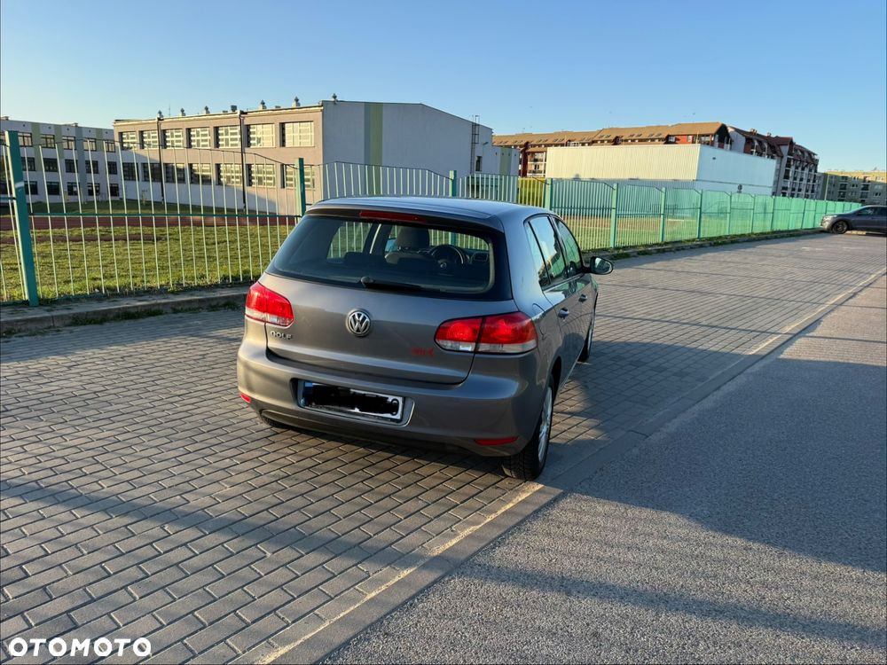 Volkswagen Golf 1.4 Style - 11