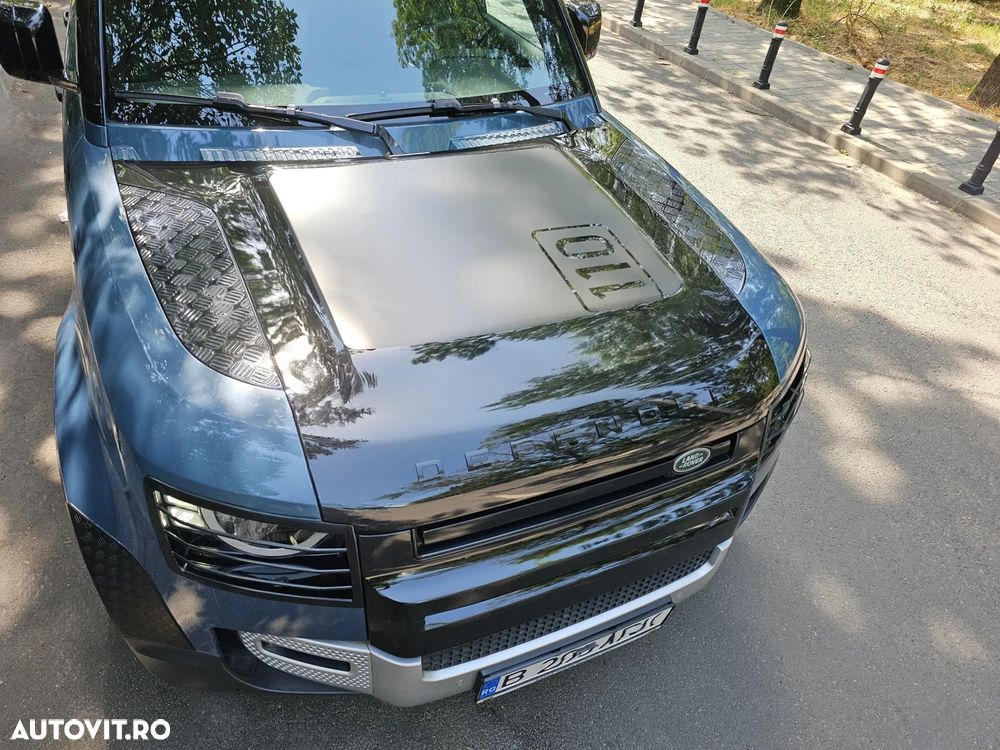 Land Rover Defender - 3