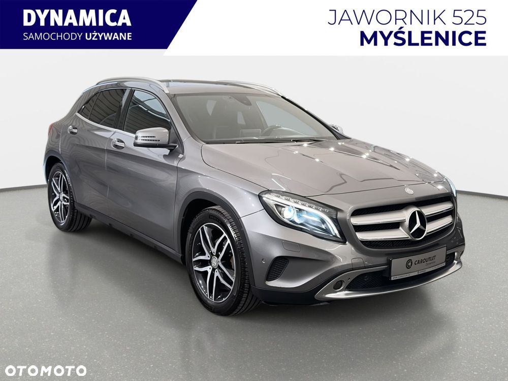 Mercedes-Benz GLA - 2