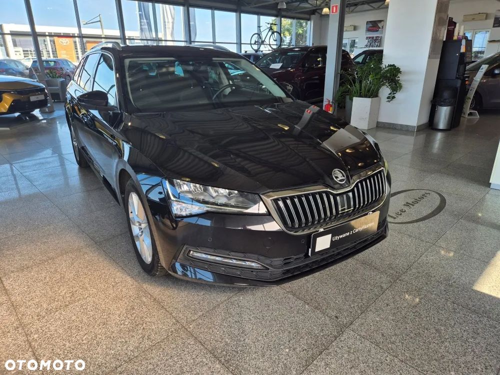 Skoda Superb 2.0 TDI SCR Ambition DSG - 6