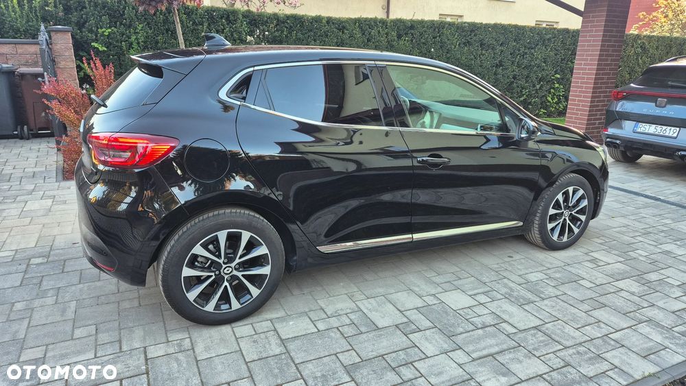Renault Clio 1.6 E-TECH Techno - 34