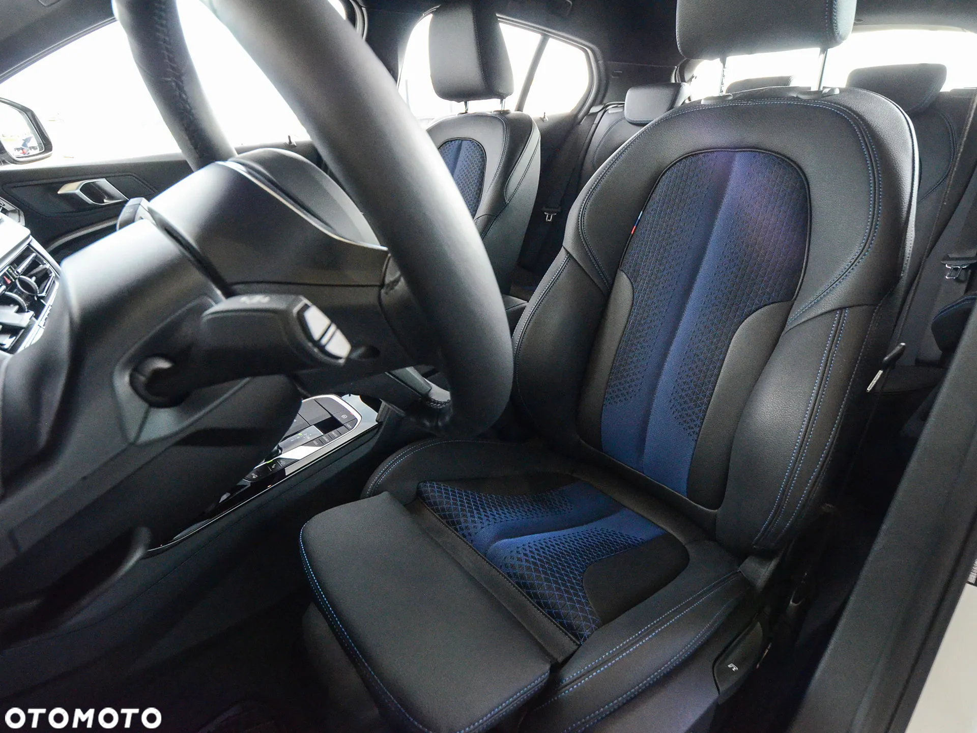 BMW Seria 1 118i M Sport - 26