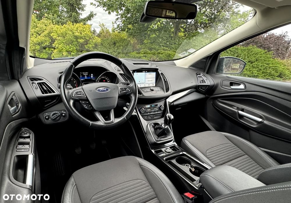 Ford Kuga 1.5 EcoBoost 2x4 Titanium - 20