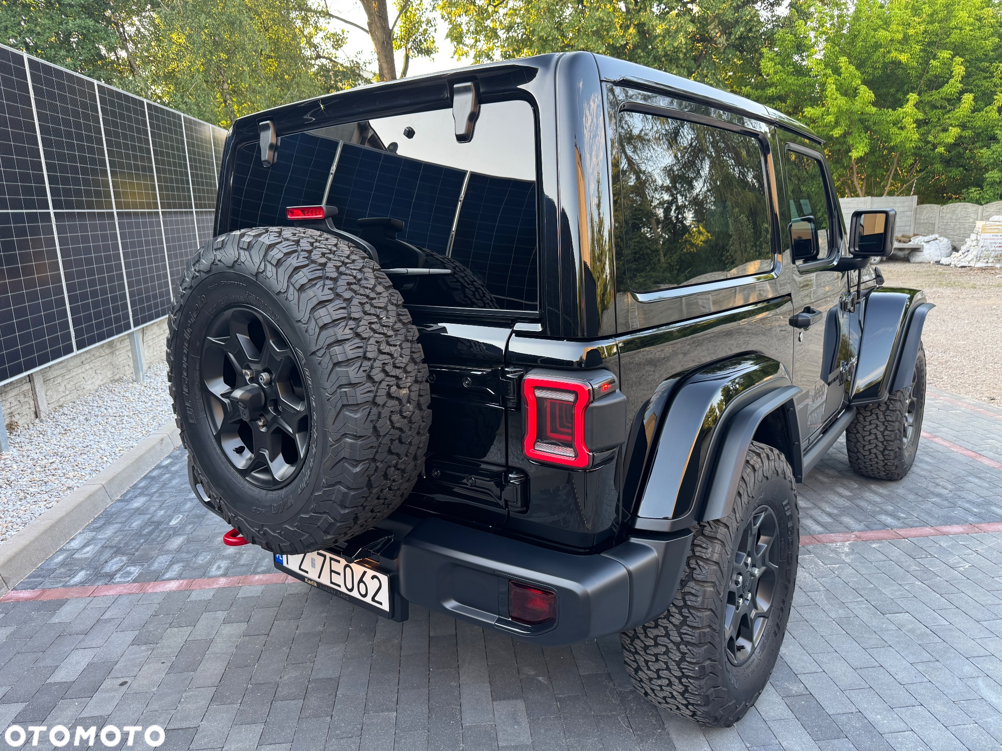 Jeep Wrangler - 8