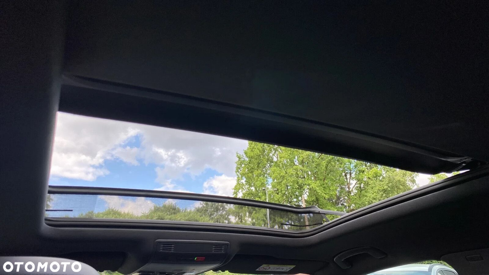Volkswagen Passat - 27
