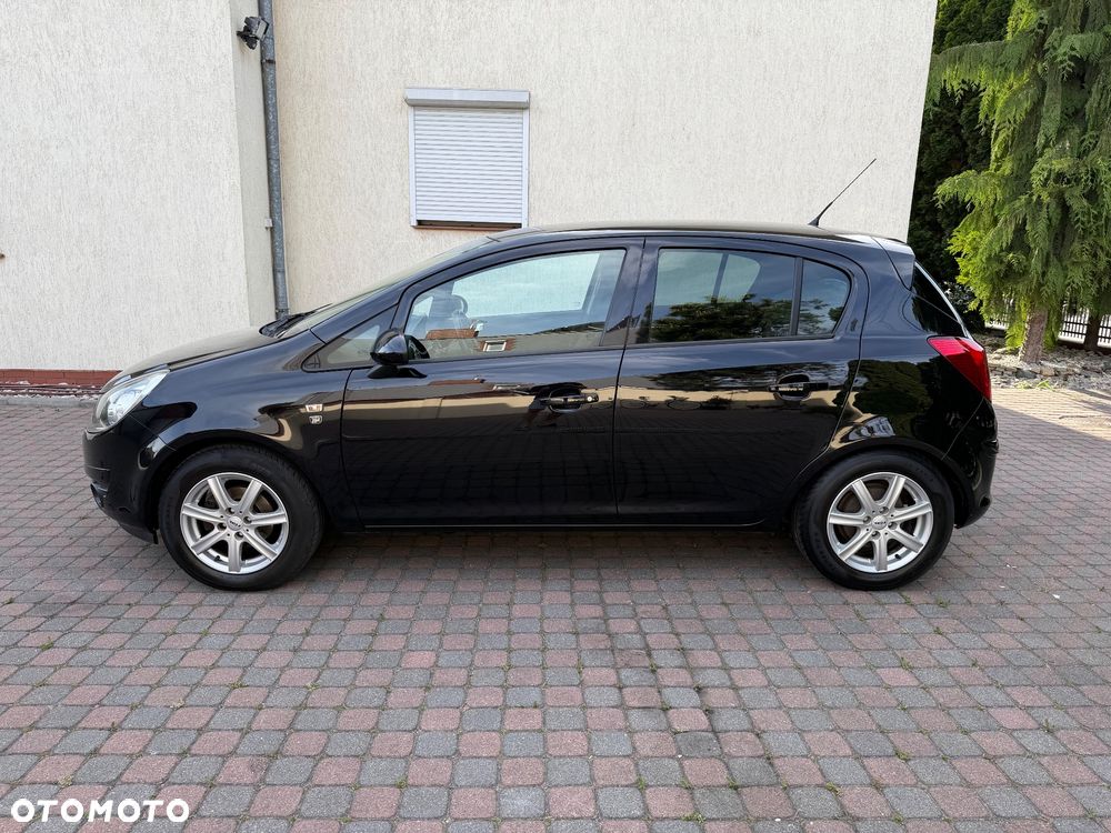 Opel Corsa 1.4 16V Edition 111 Jahre - 3