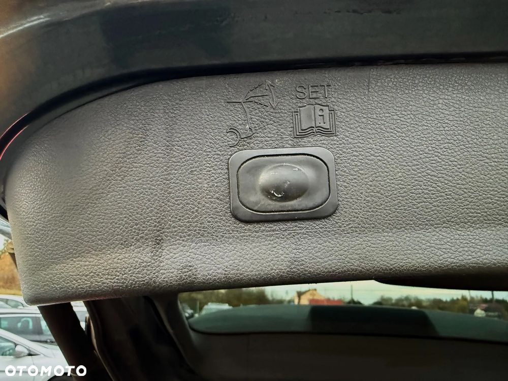 Ford Kuga 2.0 TDCi 4x4 ST-Line - 11