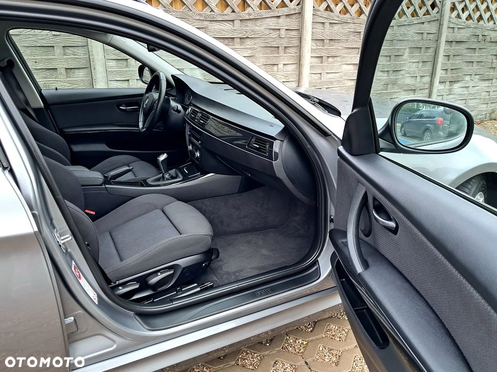 BMW Seria 3 320d - 20