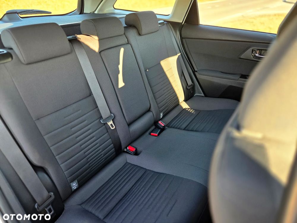 Toyota Auris - 36