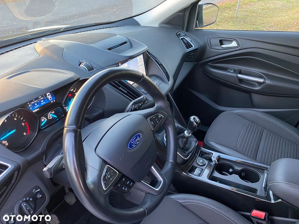 Ford Kuga - 14