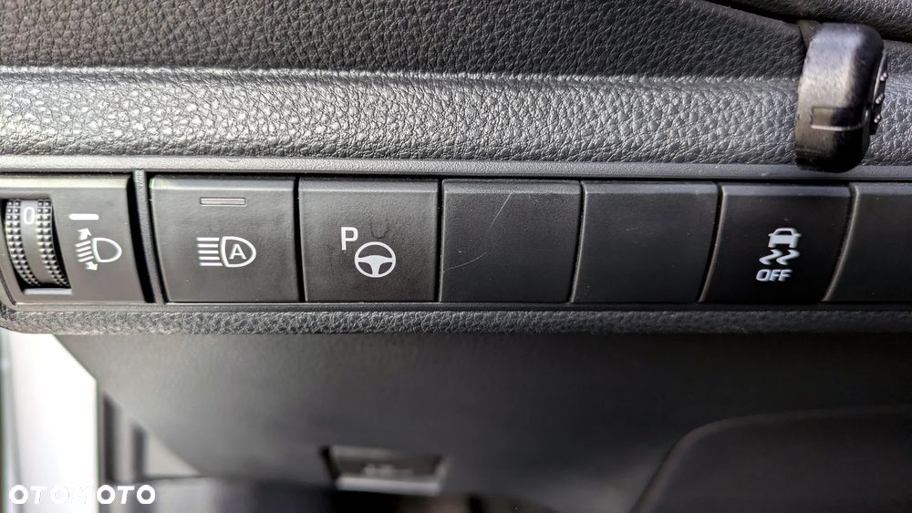 Toyota Corolla 1.8 Hybrid Comfort - 21