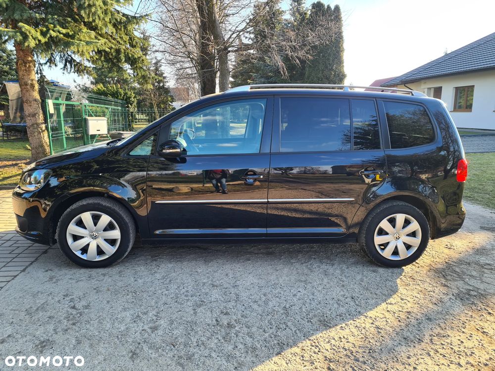 Volkswagen Touran - 13
