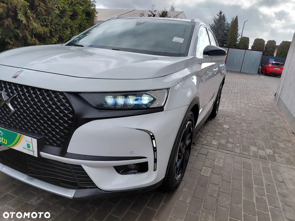 DS Automobiles DS 7 - 12