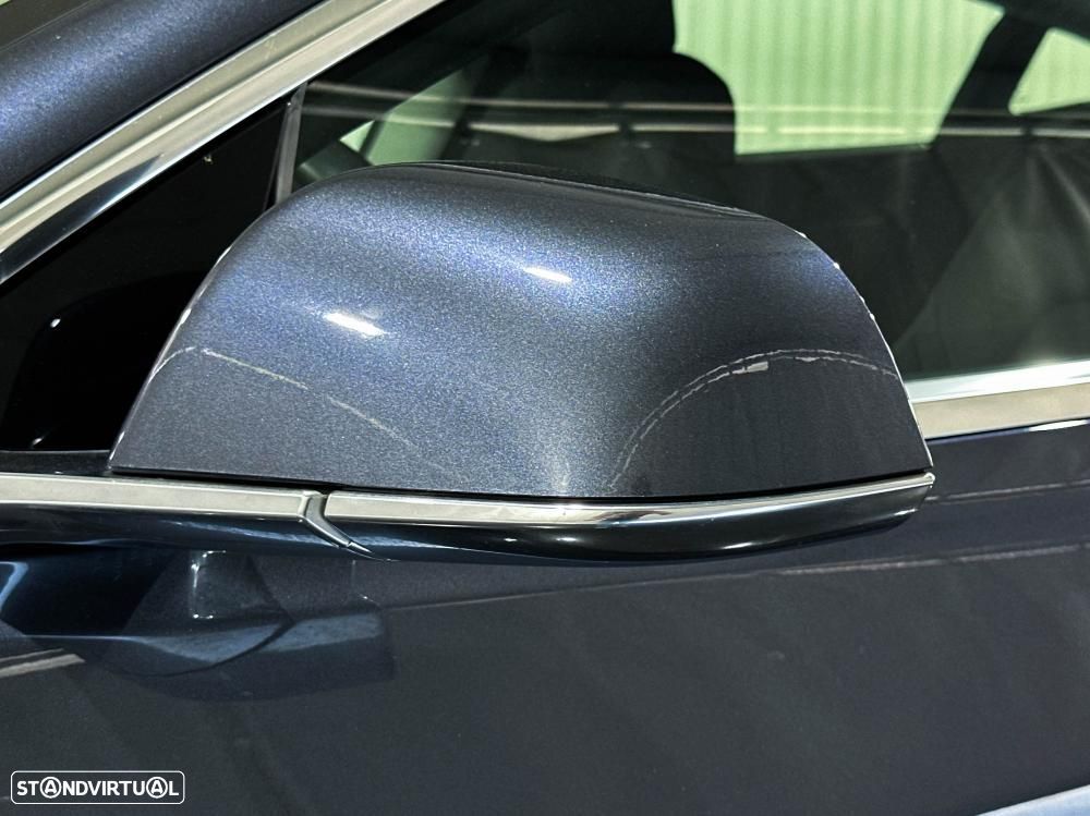 Tesla Model 3 Long-Range Dual Motor AWD - 17