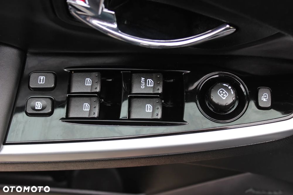 SsangYong/KGM Korando 2.0 E-XDi DPF 4WD Automatik Quartz - 16