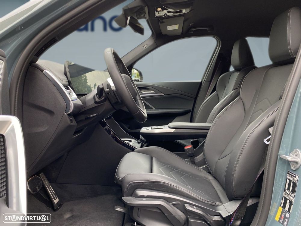 BMW iX1 eDrive20 Pack Desportivo M Pro - 3