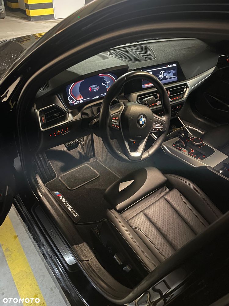 BMW Seria 3 330i xDrive Sport Line - 4