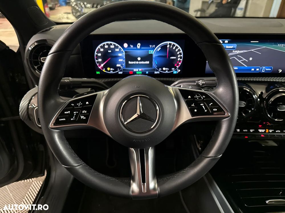 Mercedes-Benz A 250 - 16