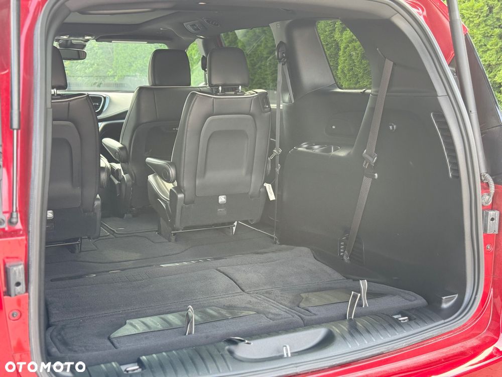 Chrysler Pacifica - 29