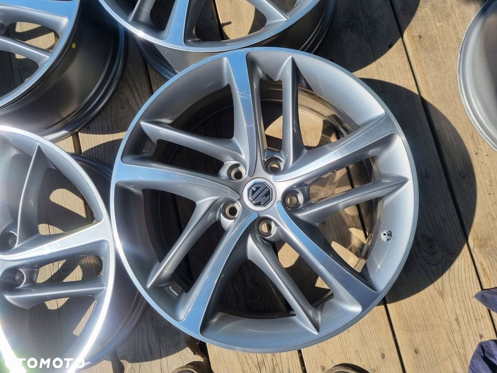 MG HS I, 10986781ALU 18X7,5J ET41 5X112 5X112 super stan 4szt - 5