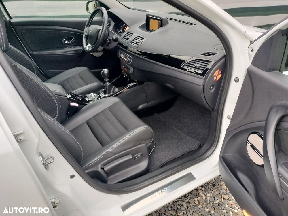 Renault Megane ENERGY TCe 130 Start & Stop Bose Edition - 11
