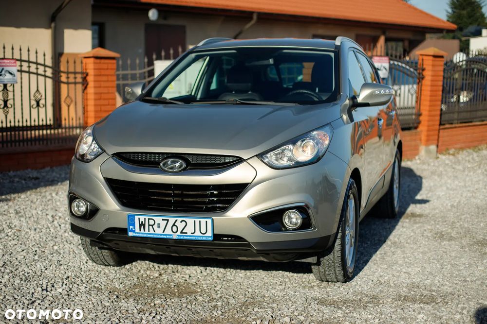 Hyundai ix35 1.7 CRDi 2WD blue Finale Silver - 18