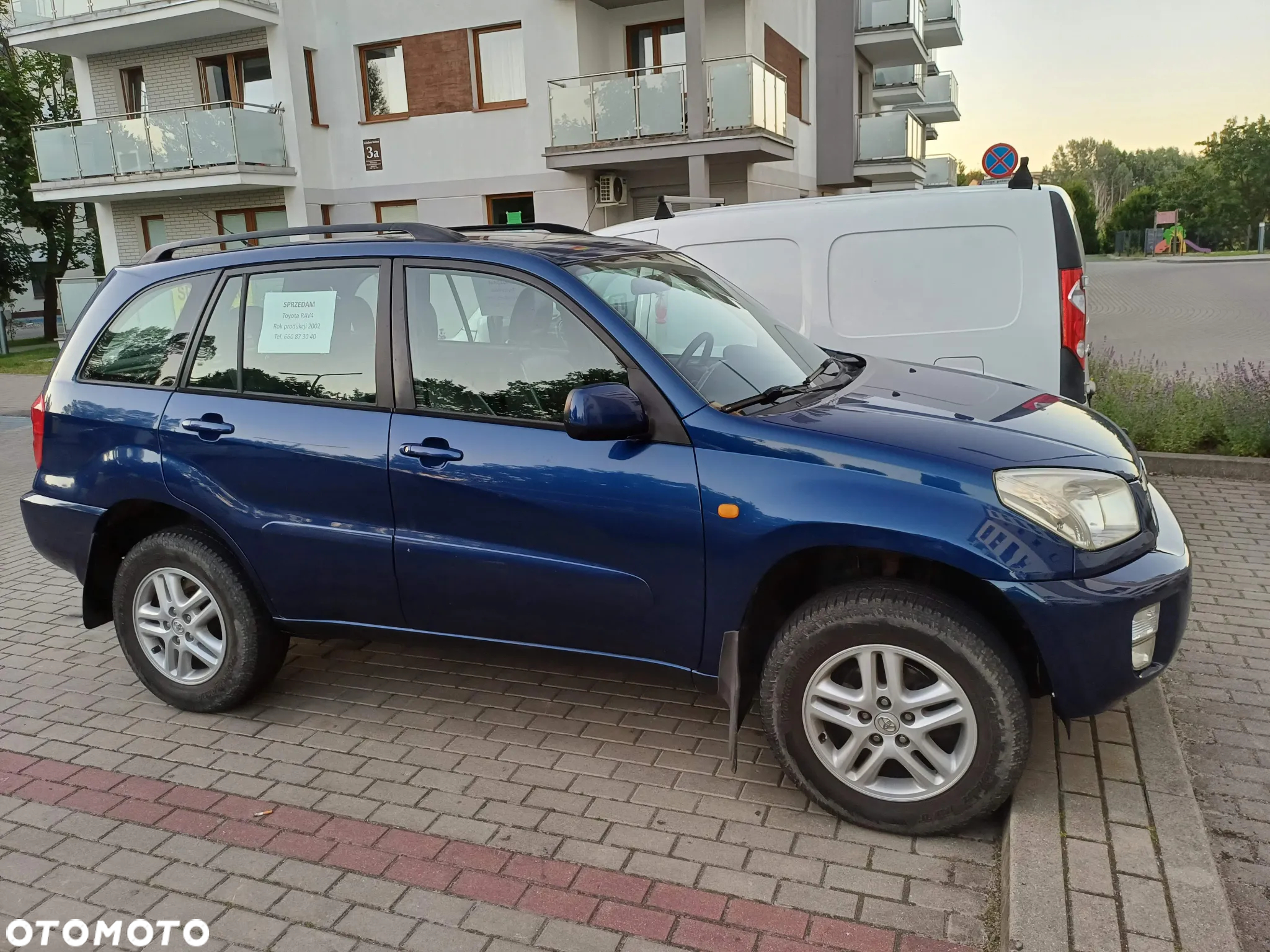 Toyota RAV4 2.0 VVT-i 4x4 - 5