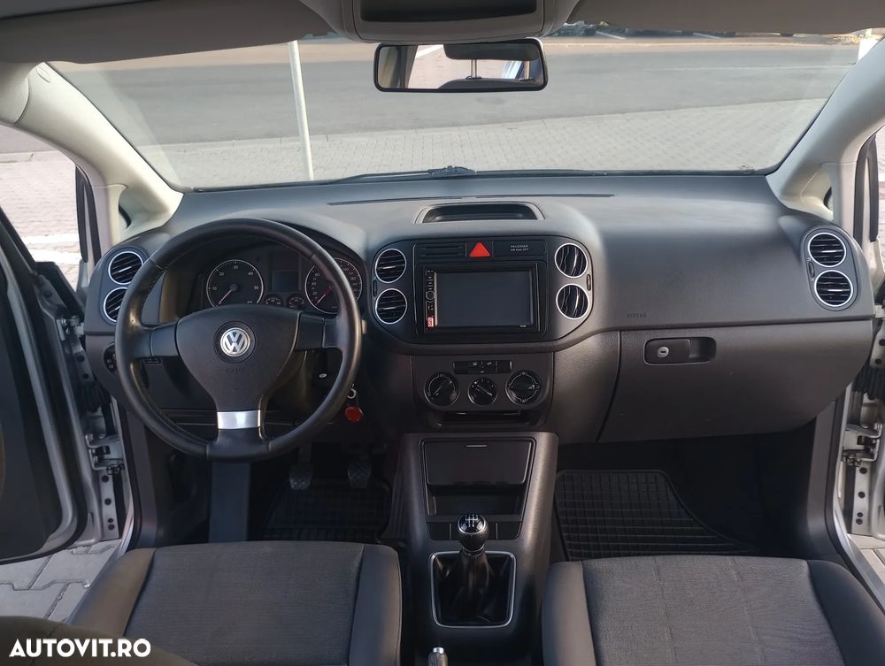 Volkswagen Golf Plus 1.9 TDI Sportline - 18