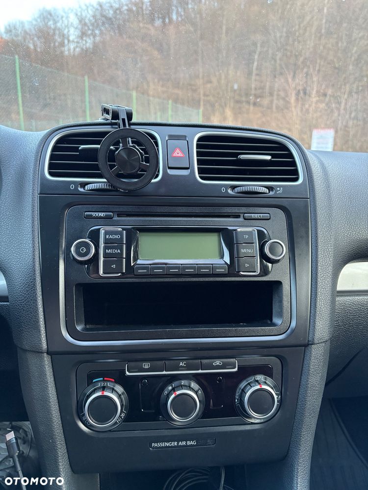 Volkswagen Golf - 14