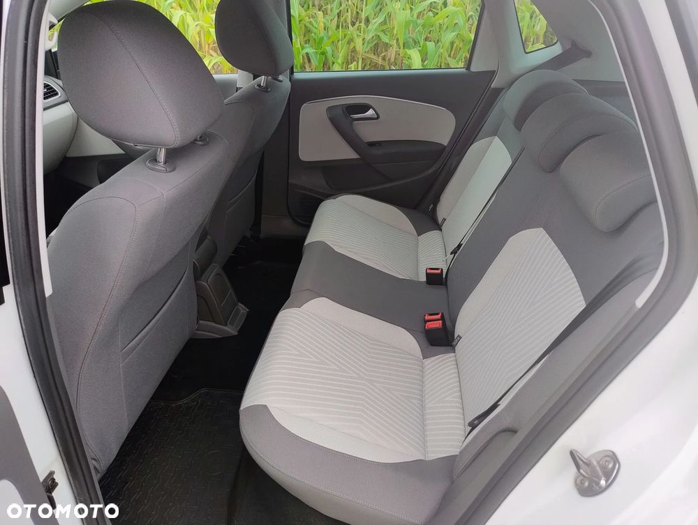 Volkswagen Polo 1.2 TSI Blue Motion Technology FRESH - 20