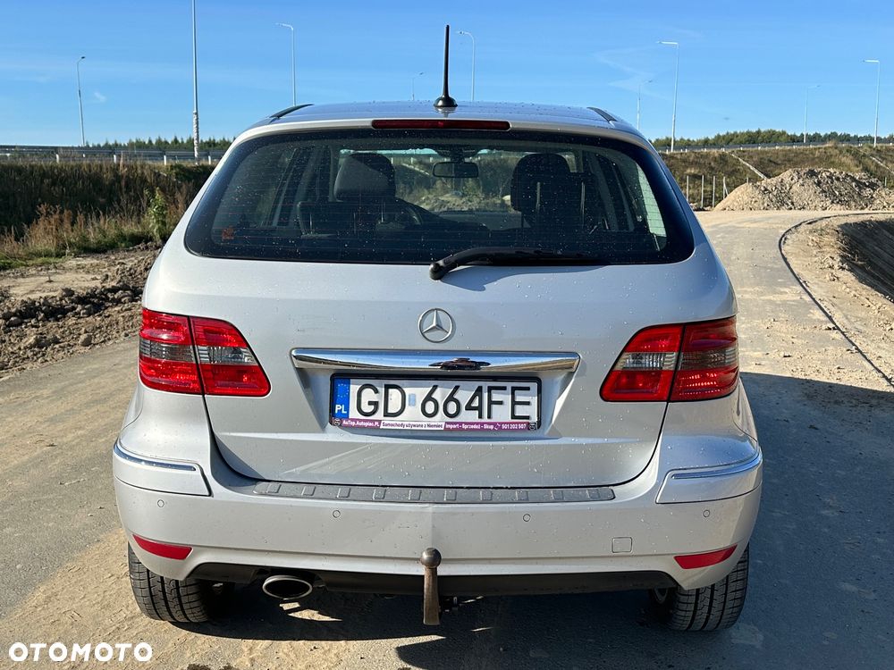 Mercedes-Benz Klasa B 160 BlueEFFICIENCY SPORT EDITION - 15