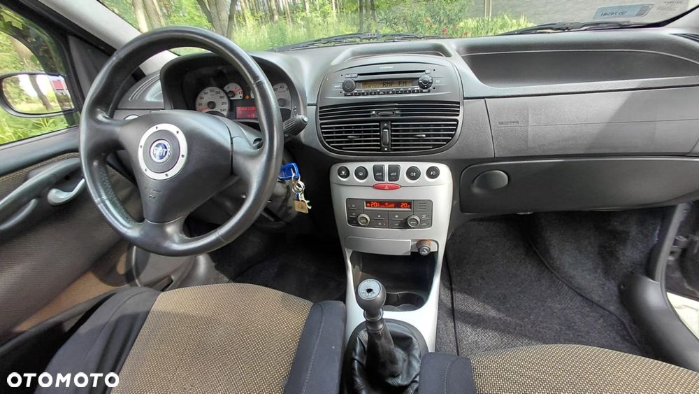Fiat Punto - 9