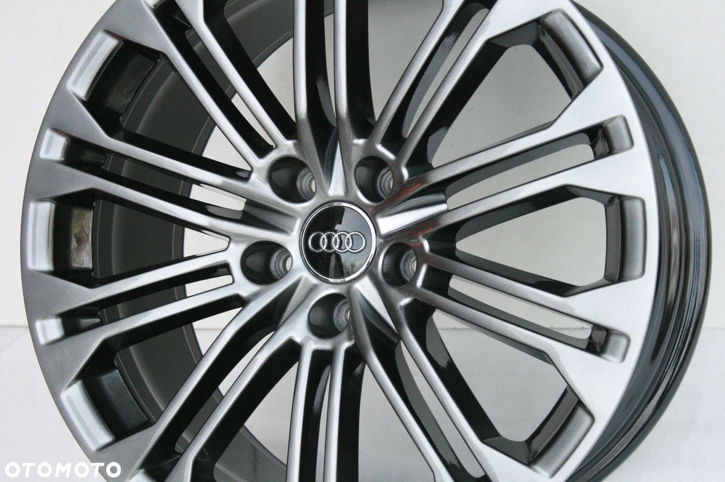 18 ORYGINALNE AUDI S-LINE A5 A4 A6 A7 Q2 Q3 Q5 Q7 tel. 503 325 350 - 1