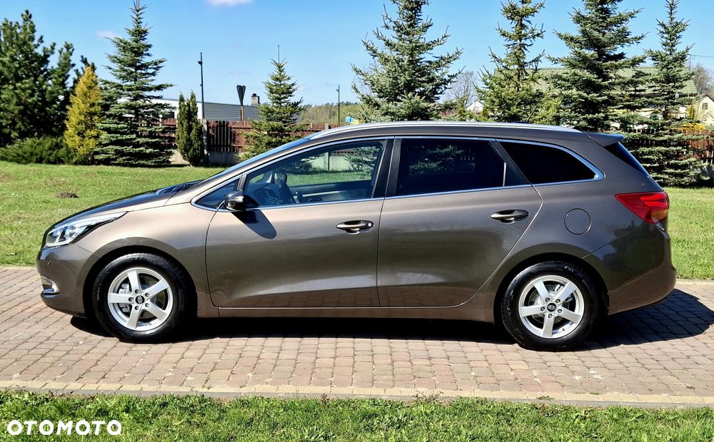 Kia Ceed 1.6 GDI Platinum Edition - 10