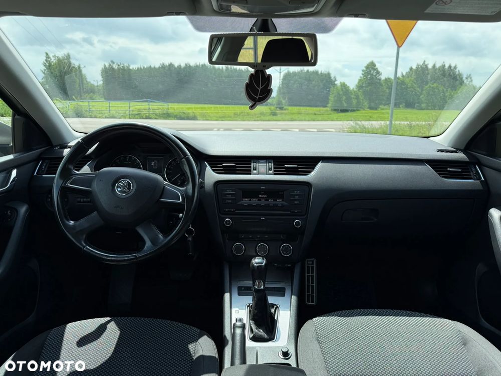 Skoda Octavia 1.6 TDI Active DSG - 16