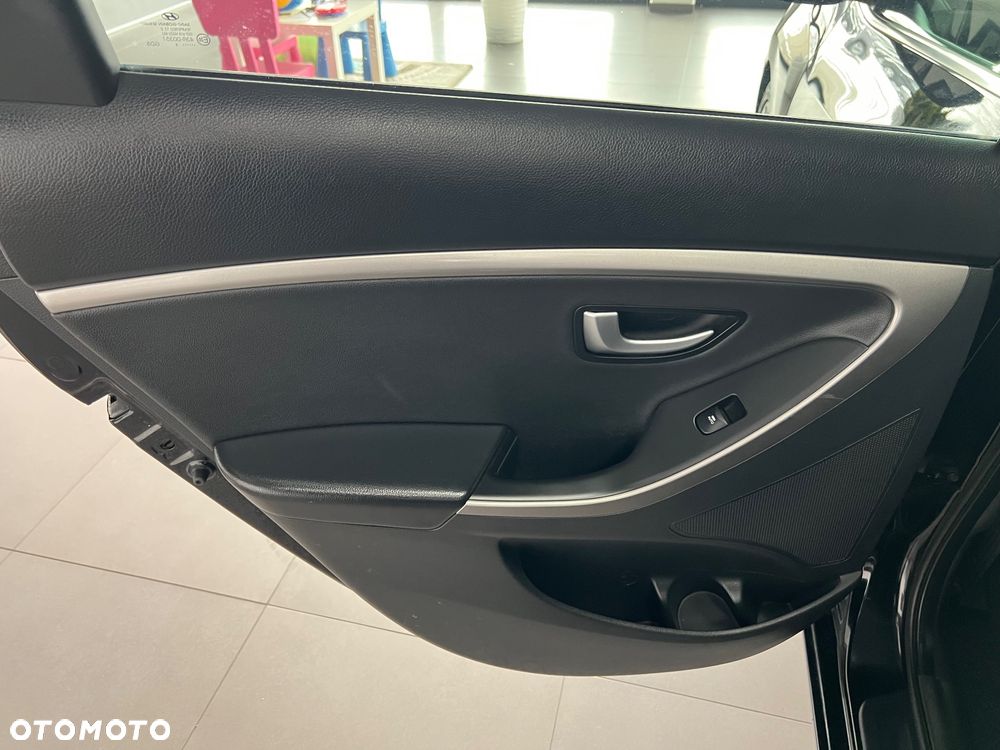 Hyundai i30 - 30