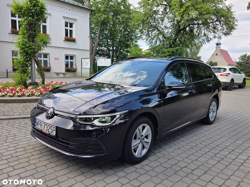 Volkswagen Golf - 6