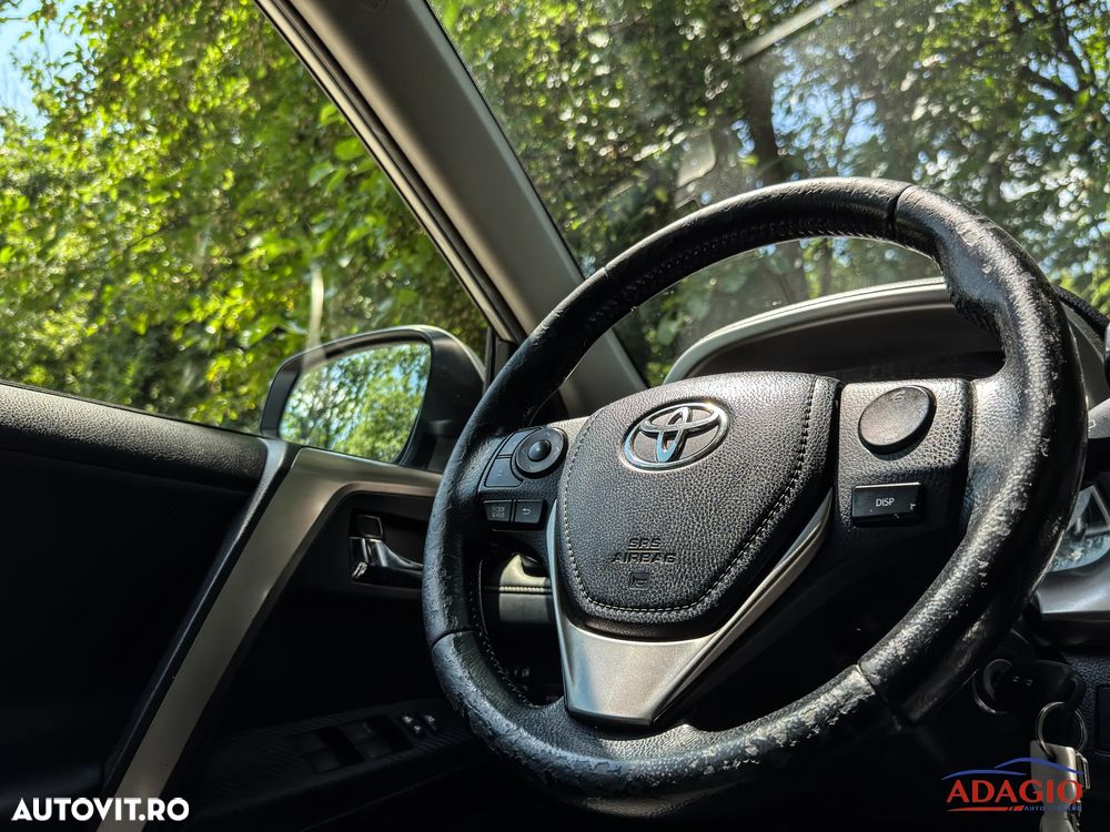 Toyota RAV4 2.2 D-4D 4WD Executive - 5