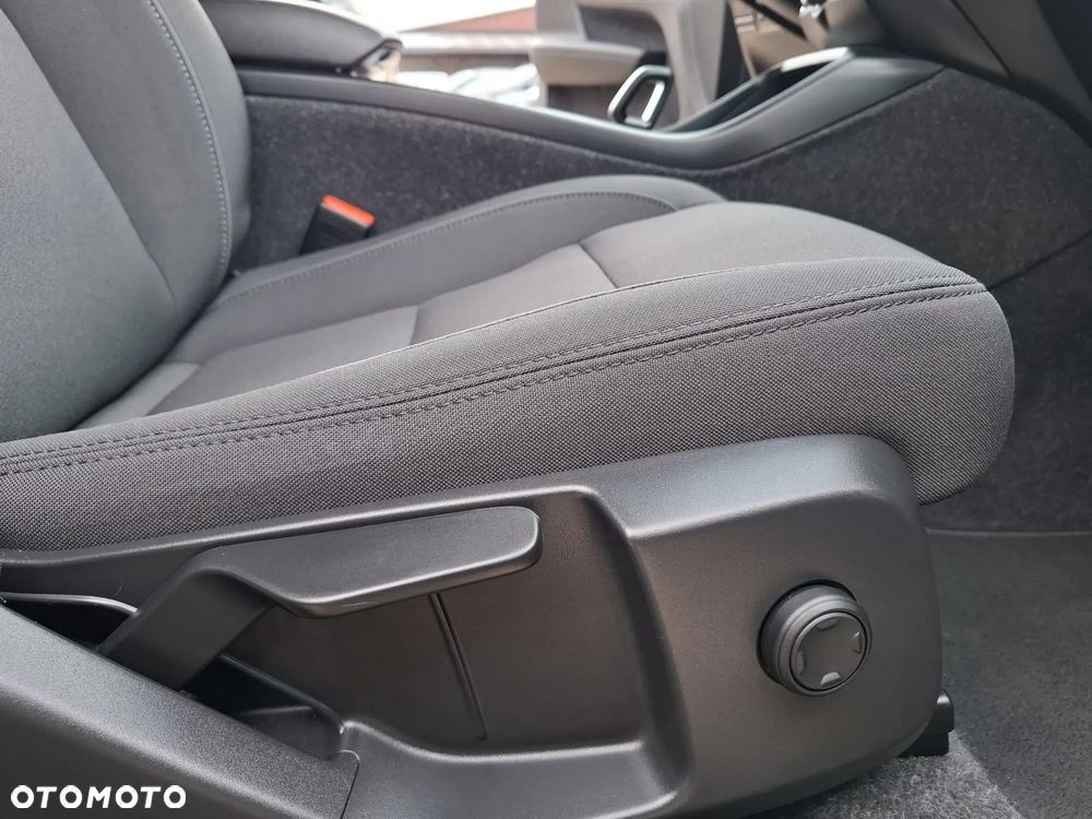 Volvo XC 40 T2 Core - 29
