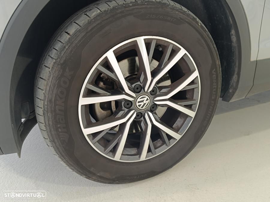 VW Tiguan Allspace 2.0 TDI Confortline DSG - 9