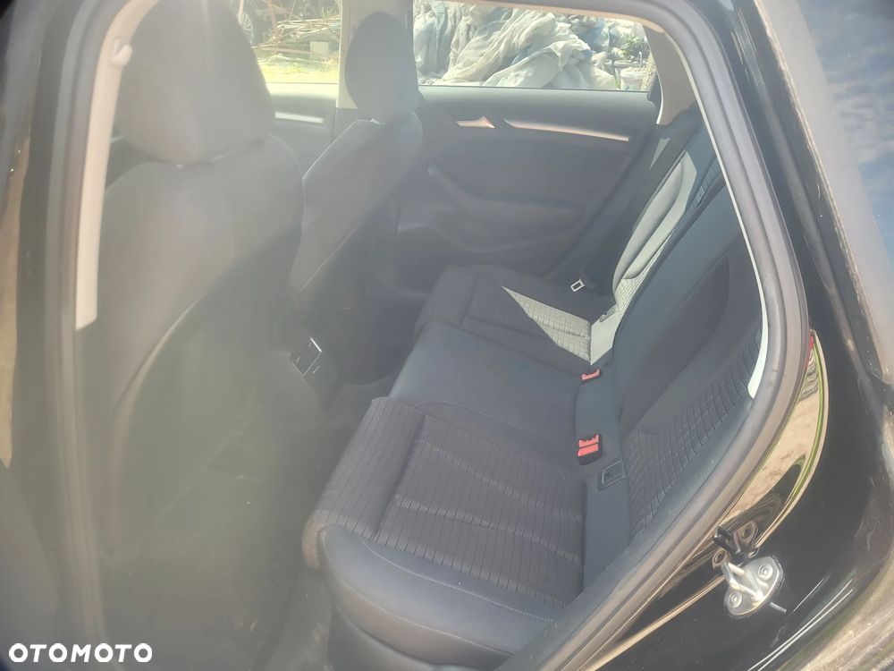 Audi A3 Sportback 1.6 TDI DPF Ambition - 10